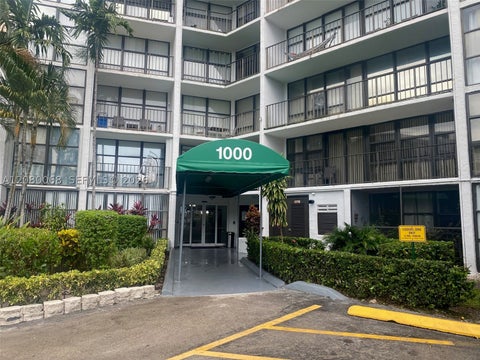 Photo of 1000 Parkview Dr #427, Hallandale Beach, FL 33009 (MLS # A12080068)