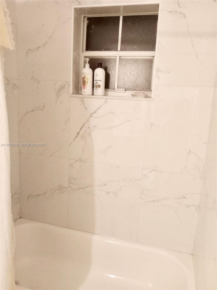 KESSLER GROVE SEC 1 - Residential Lease