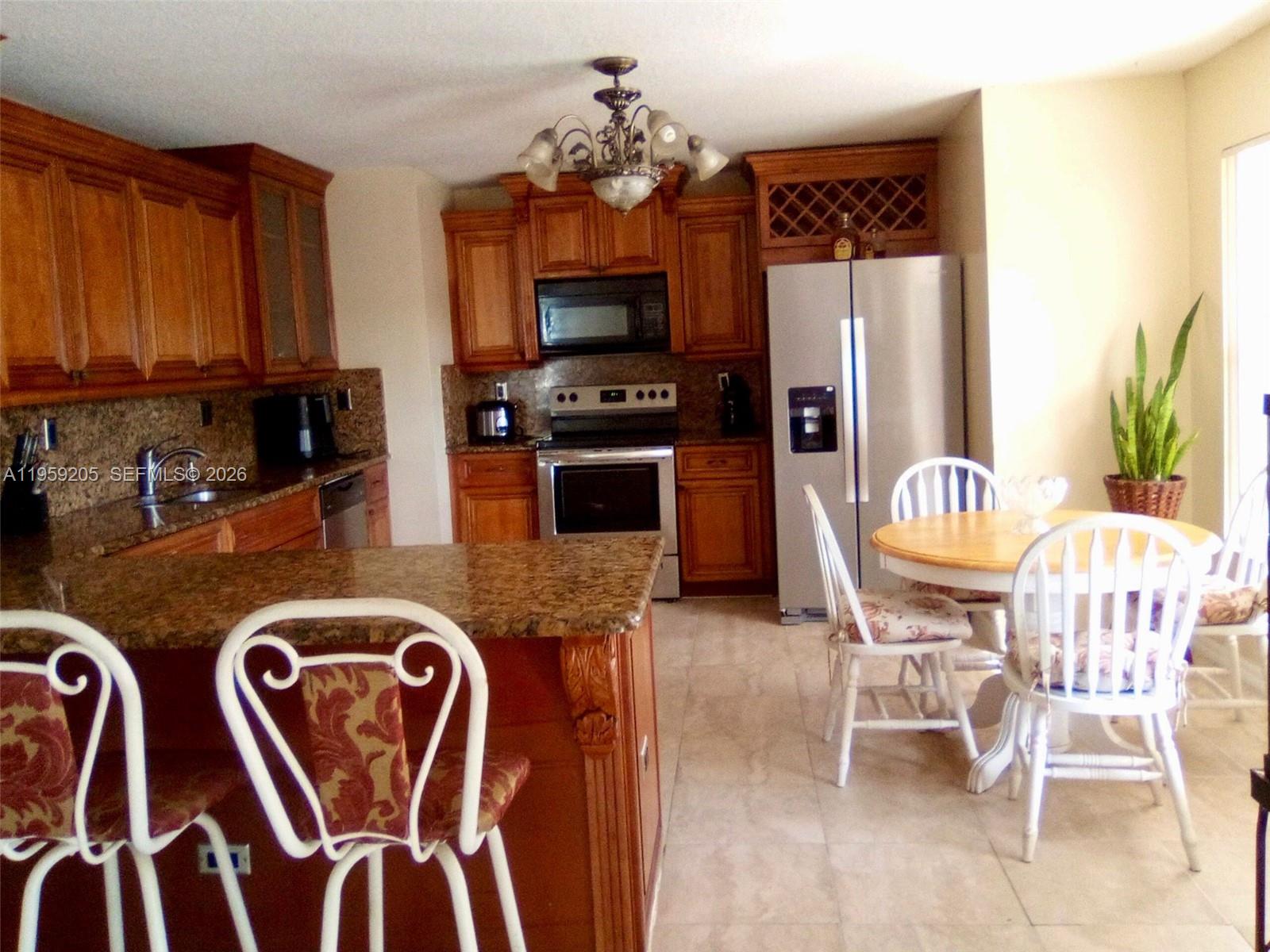 KESSLER GROVE SEC 1 - Residential Lease