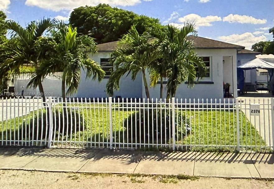 Great for Extended family or Investors. Zoned duplex. Great income now and potential for more income!  Large sized lot, 2 long driveways /plenty of parking/large yard. Property centrally located near South Florida major highways  , all amenities. schools, 
3 units - Main house 3 bed/1 bath with  1/1 in-law quarters and studio. 2 long driveways/plenty of parking.  Conventional and alternative financing options available. Call if you have any income or other questions and set up viewing!