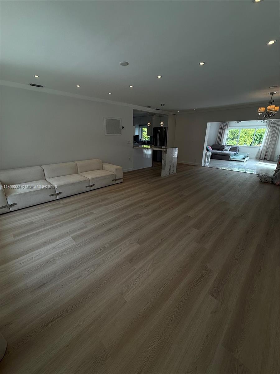 MIAMI SHORES SEC 3 - Residential Lease