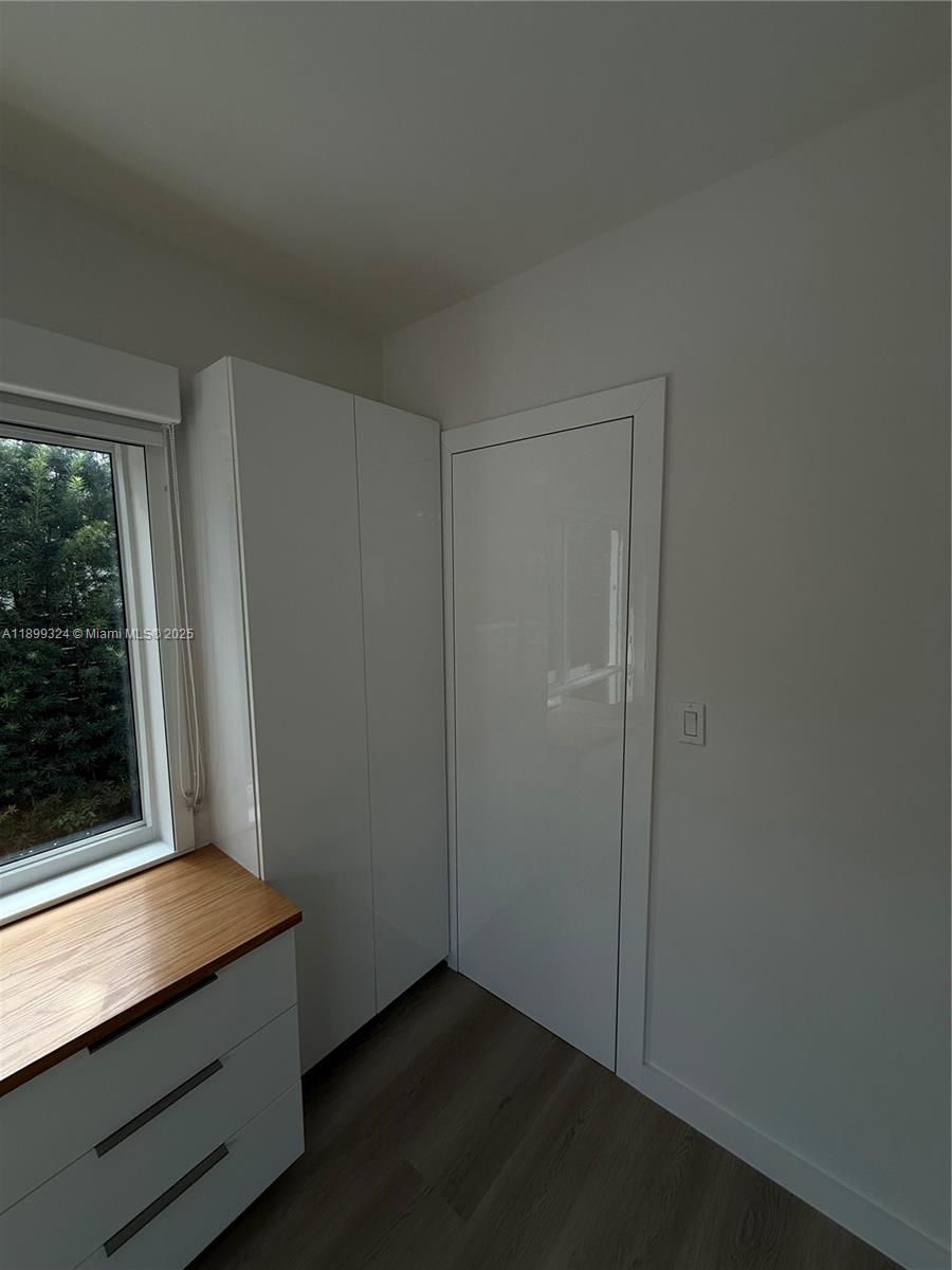 MIAMI SHORES SEC 3 - Residential Lease