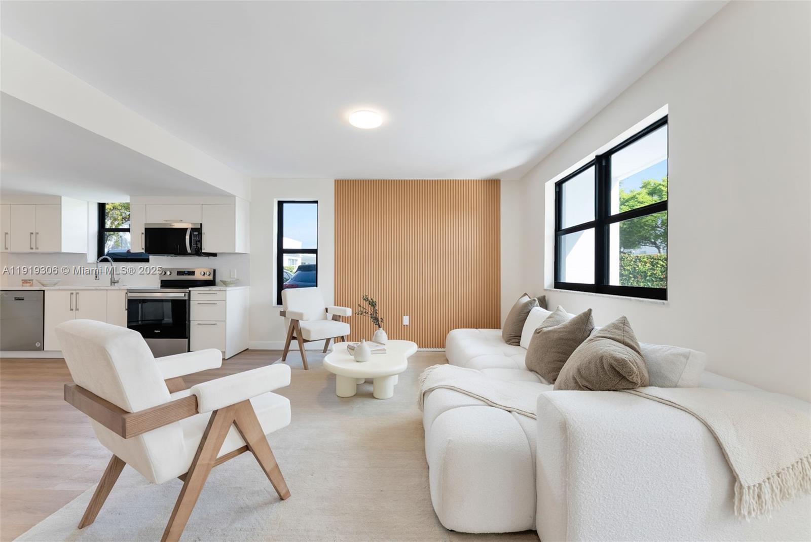 B L G CONDO - Residential