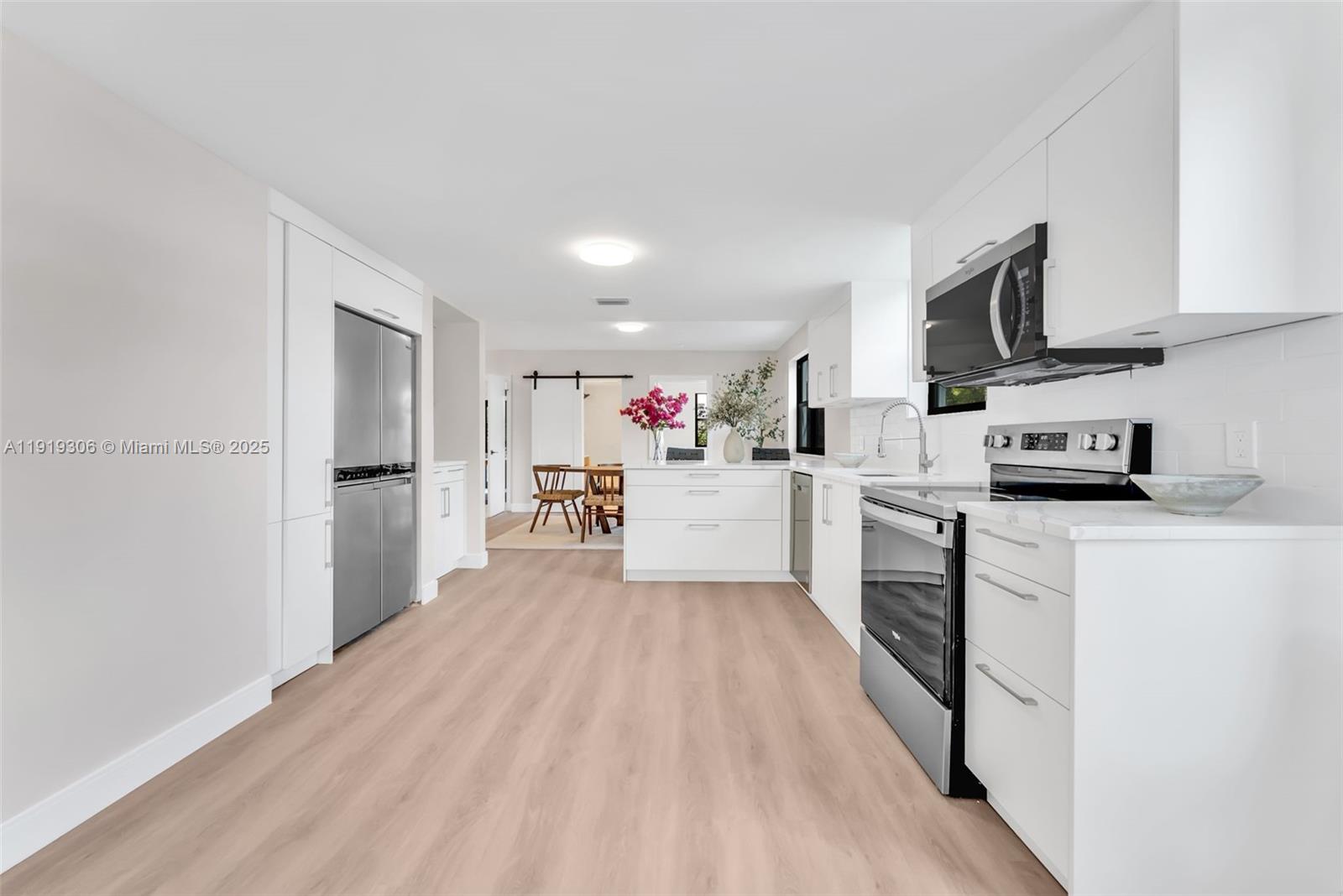 B L G CONDO - Residential