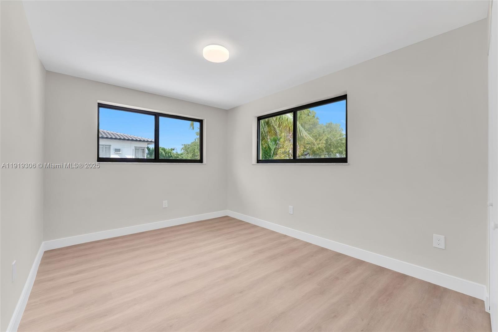 B L G CONDO - Residential