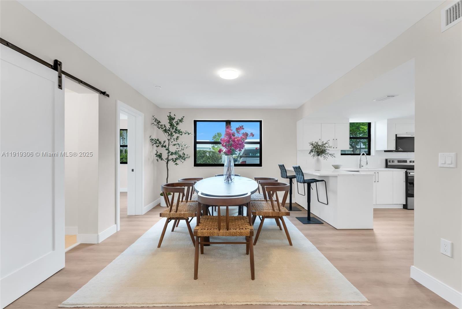 B L G CONDO - Residential