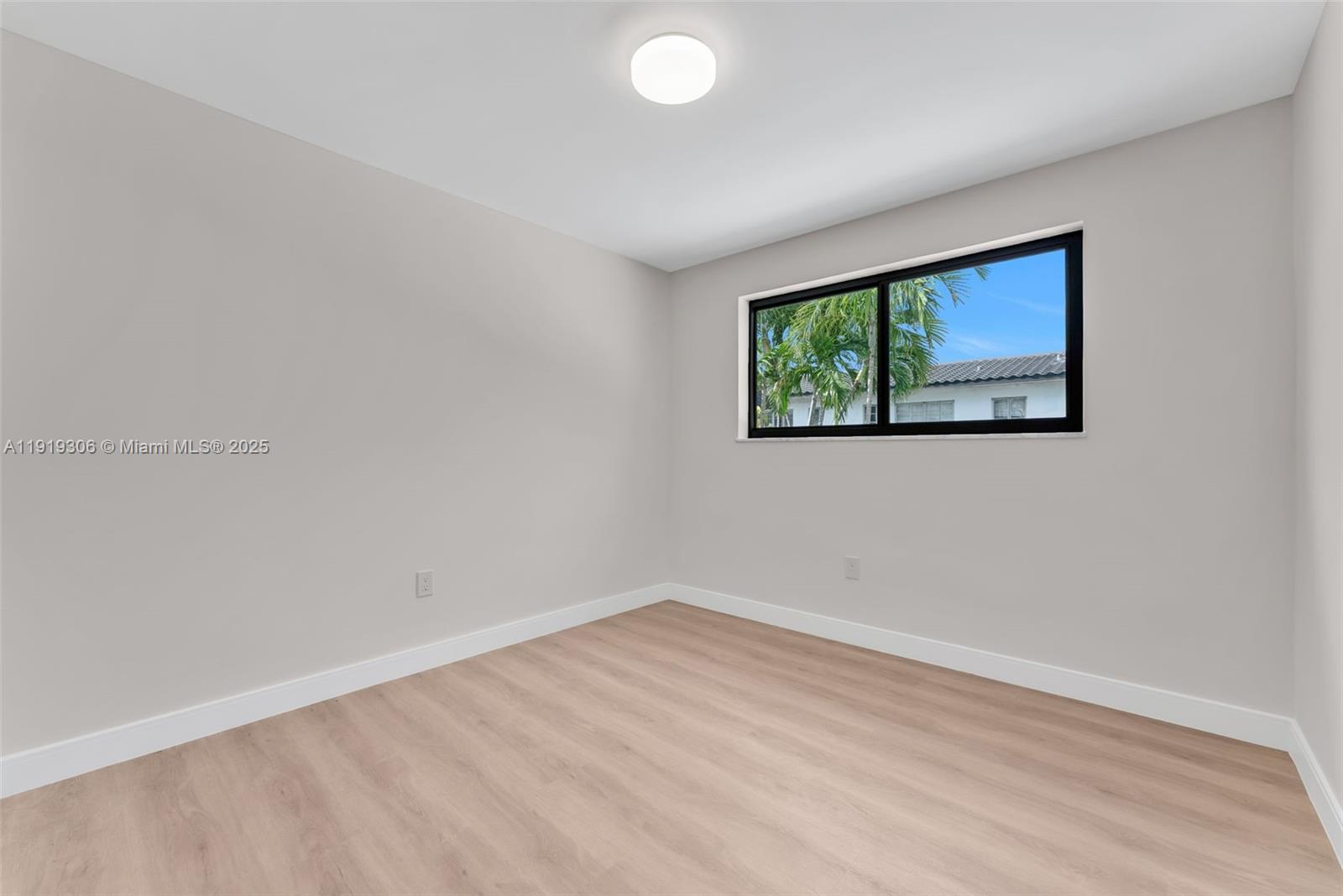 B L G CONDO - Residential