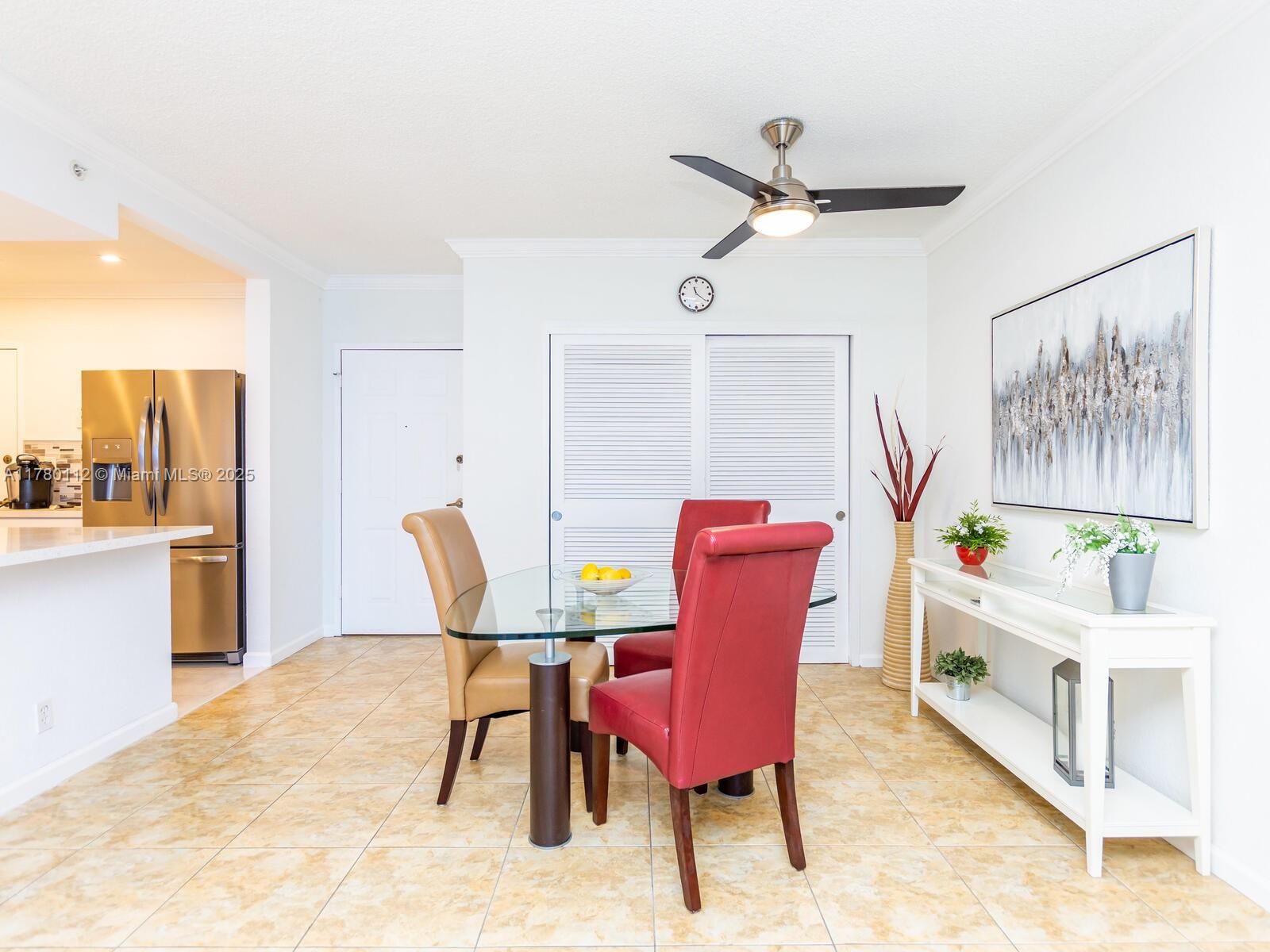 WAVE CONDO - Residential