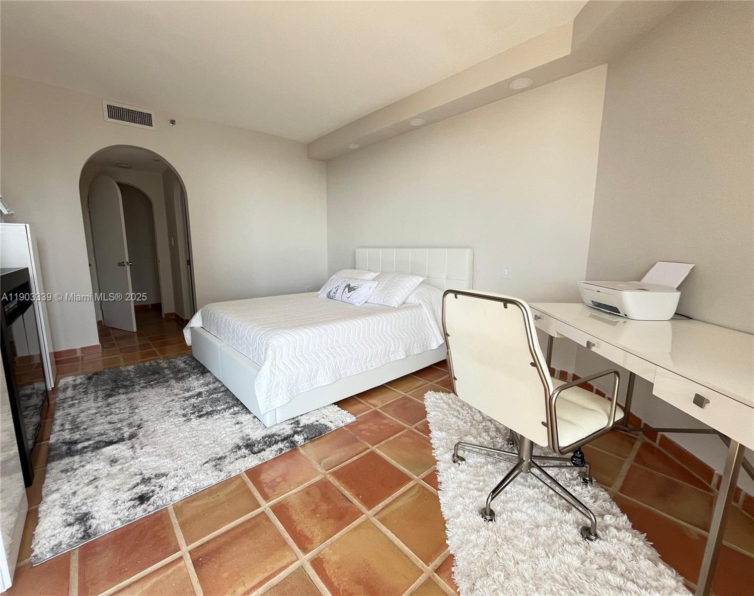 4000 ISL BLVD WILLIAMS IS - Residential Lease