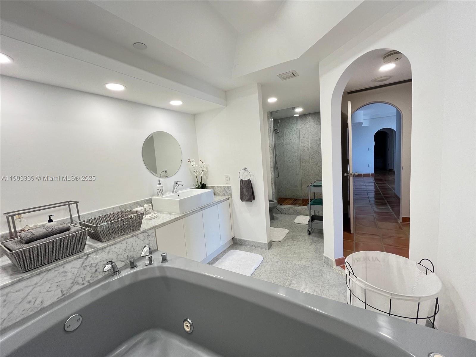 4000 ISL BLVD WILLIAMS IS - Residential Lease