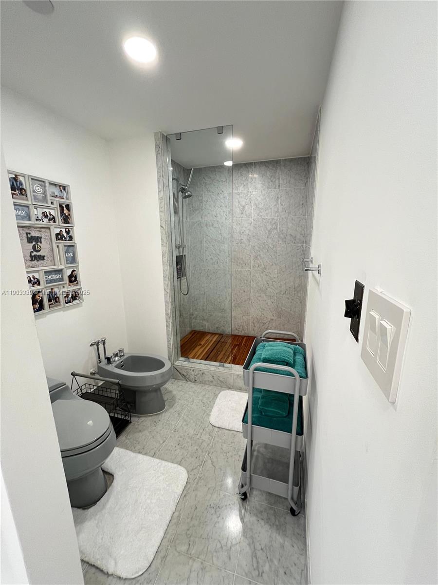 4000 ISL BLVD WILLIAMS IS - Residential Lease