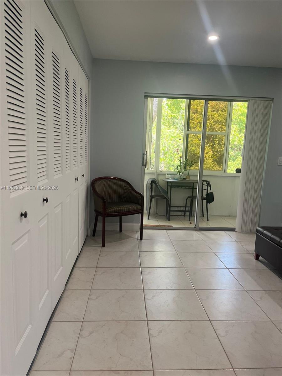 CAMDEN CONDOS - Residential