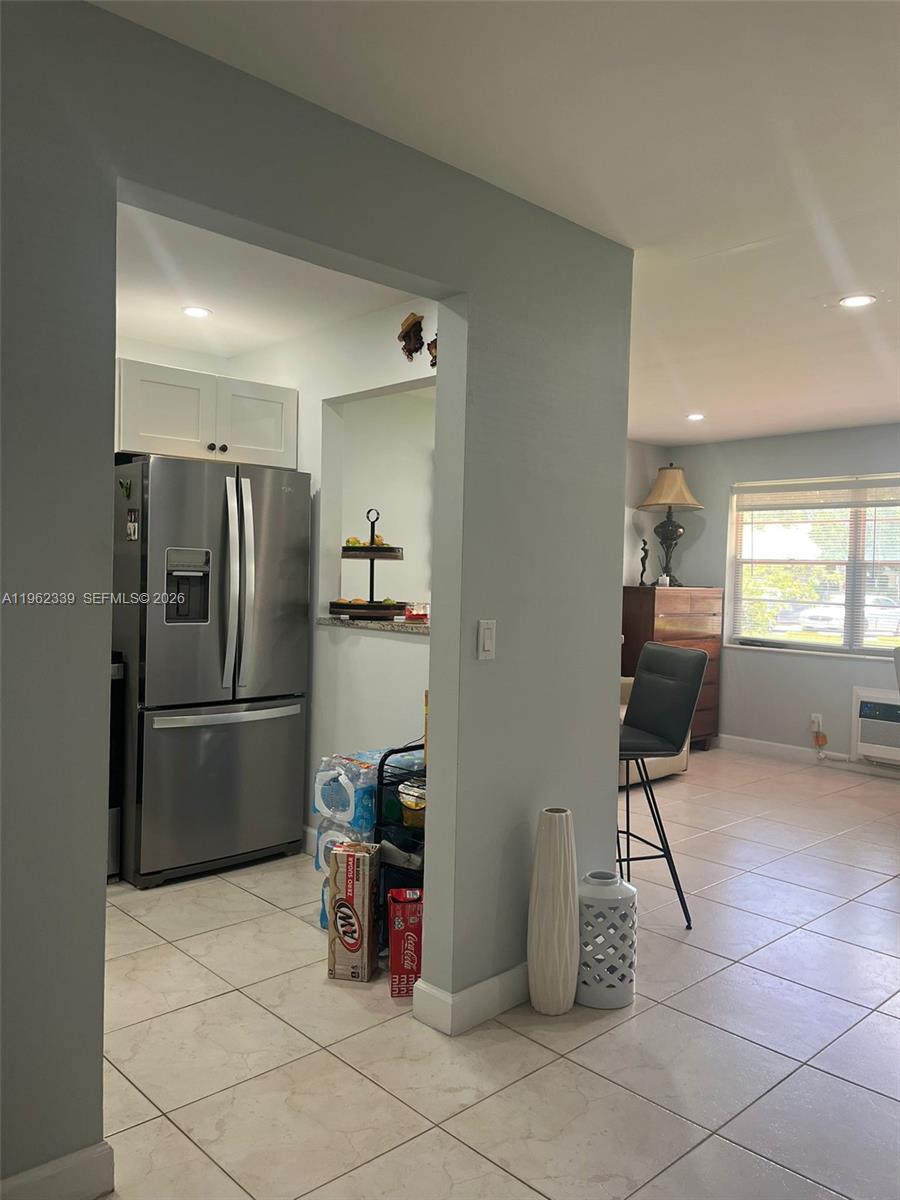 CAMDEN CONDOS - Residential