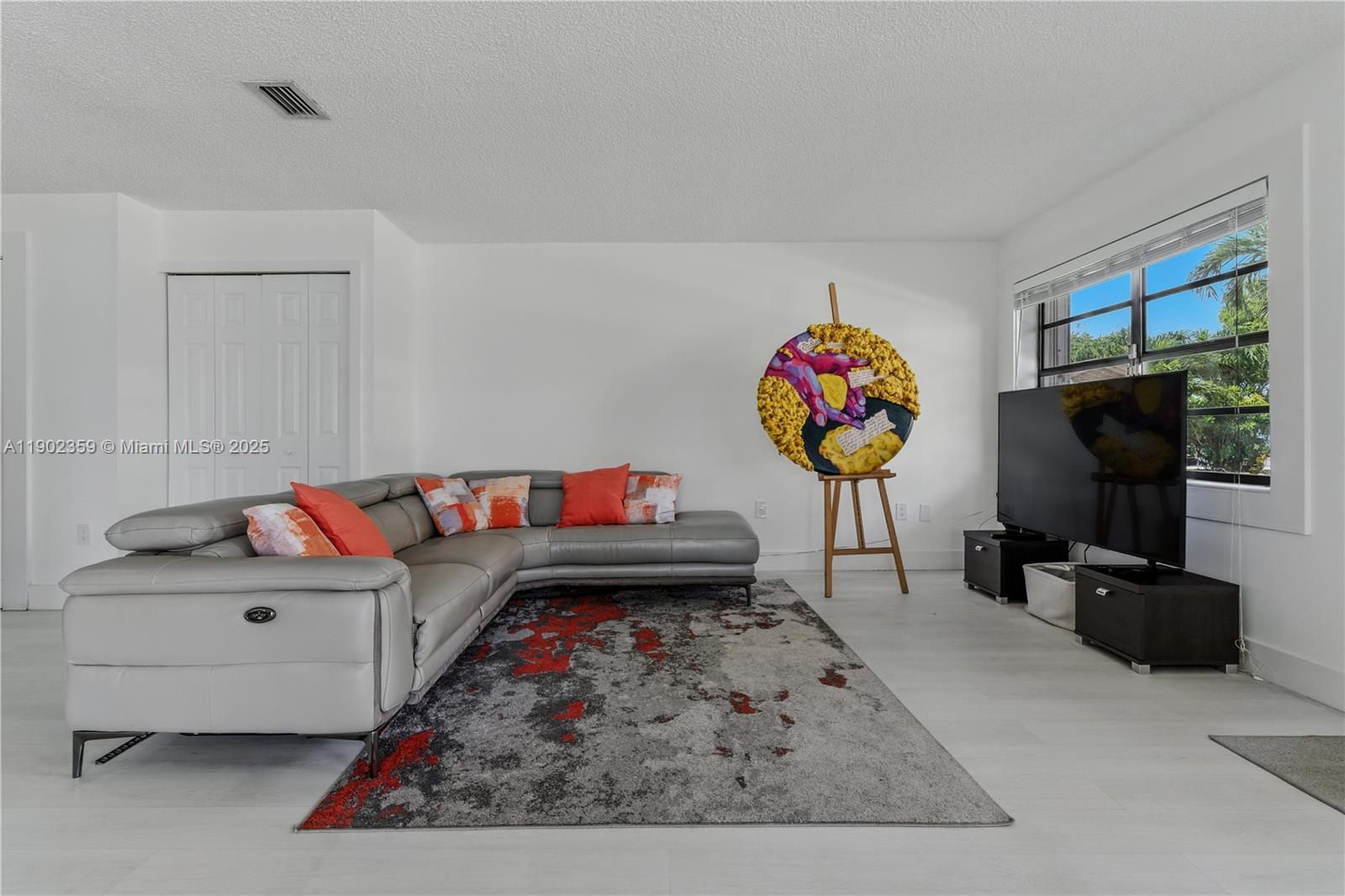 WOODS LANDING CONDO PH I - Residential Lease