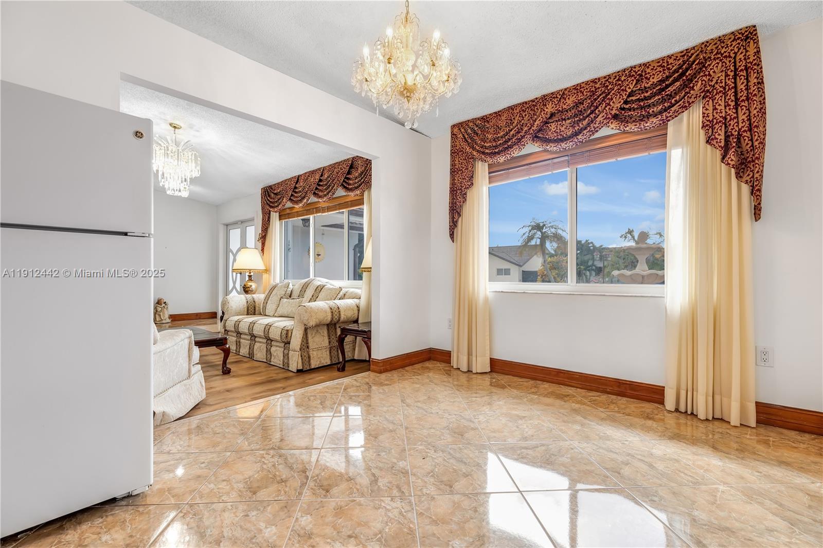 3RD ADDN TO EL DORADO GAR - Residential