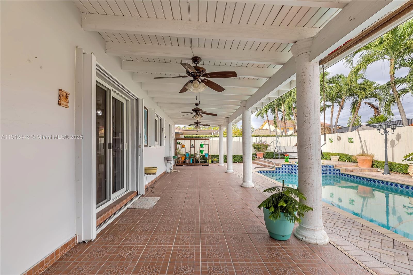 3RD ADDN TO EL DORADO GAR - Residential