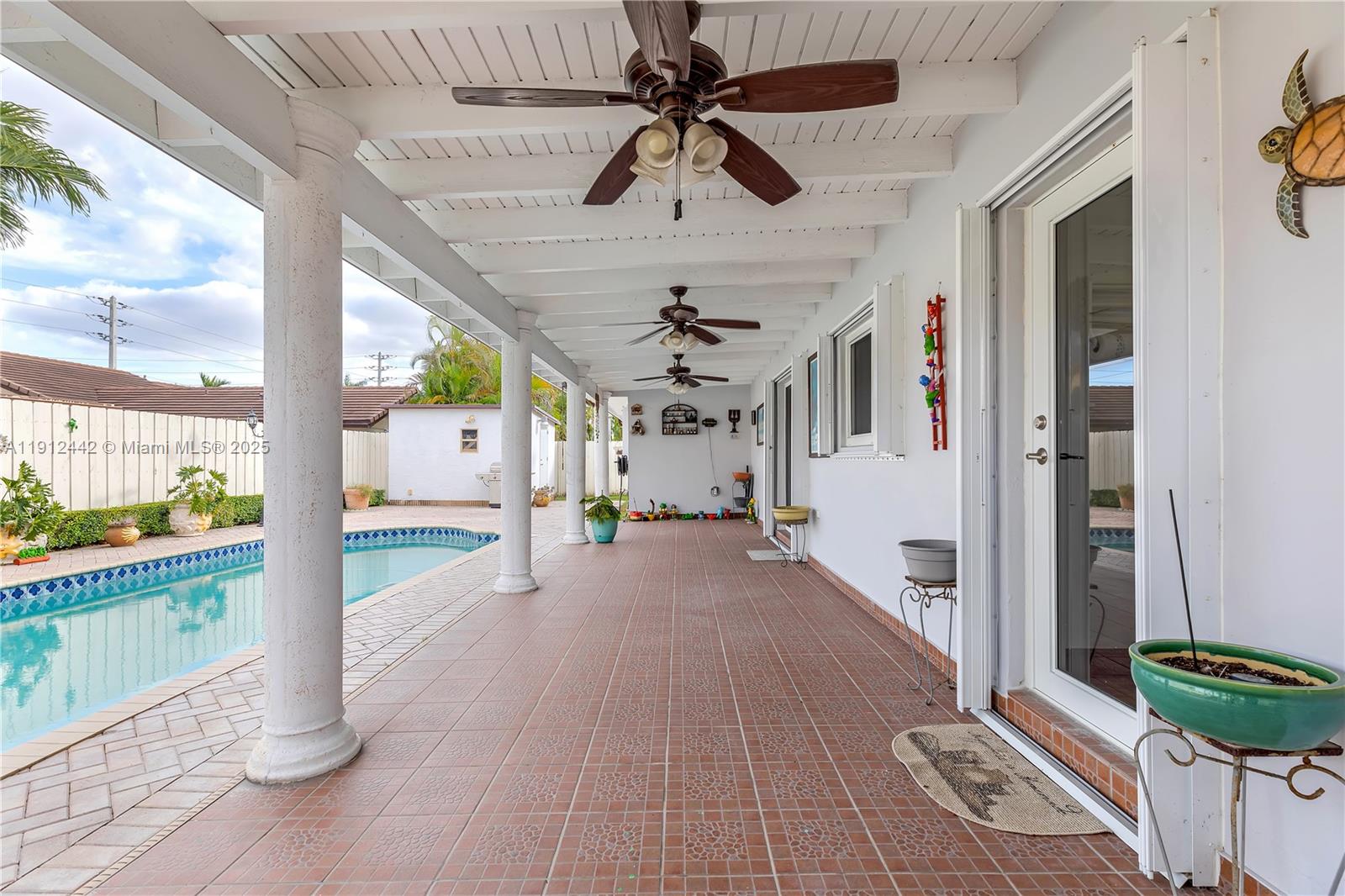 3RD ADDN TO EL DORADO GAR - Residential