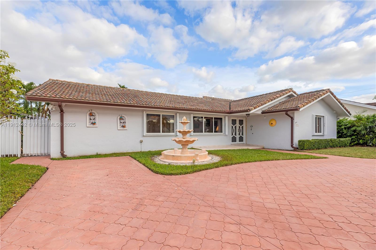 3RD ADDN TO EL DORADO GAR - Residential