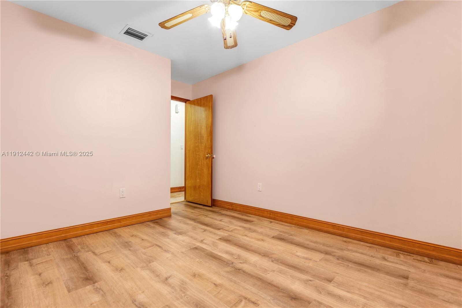 3RD ADDN TO EL DORADO GAR - Residential