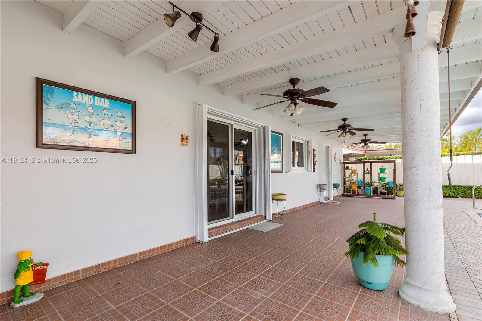 3RD ADDN TO EL DORADO GAR - Residential