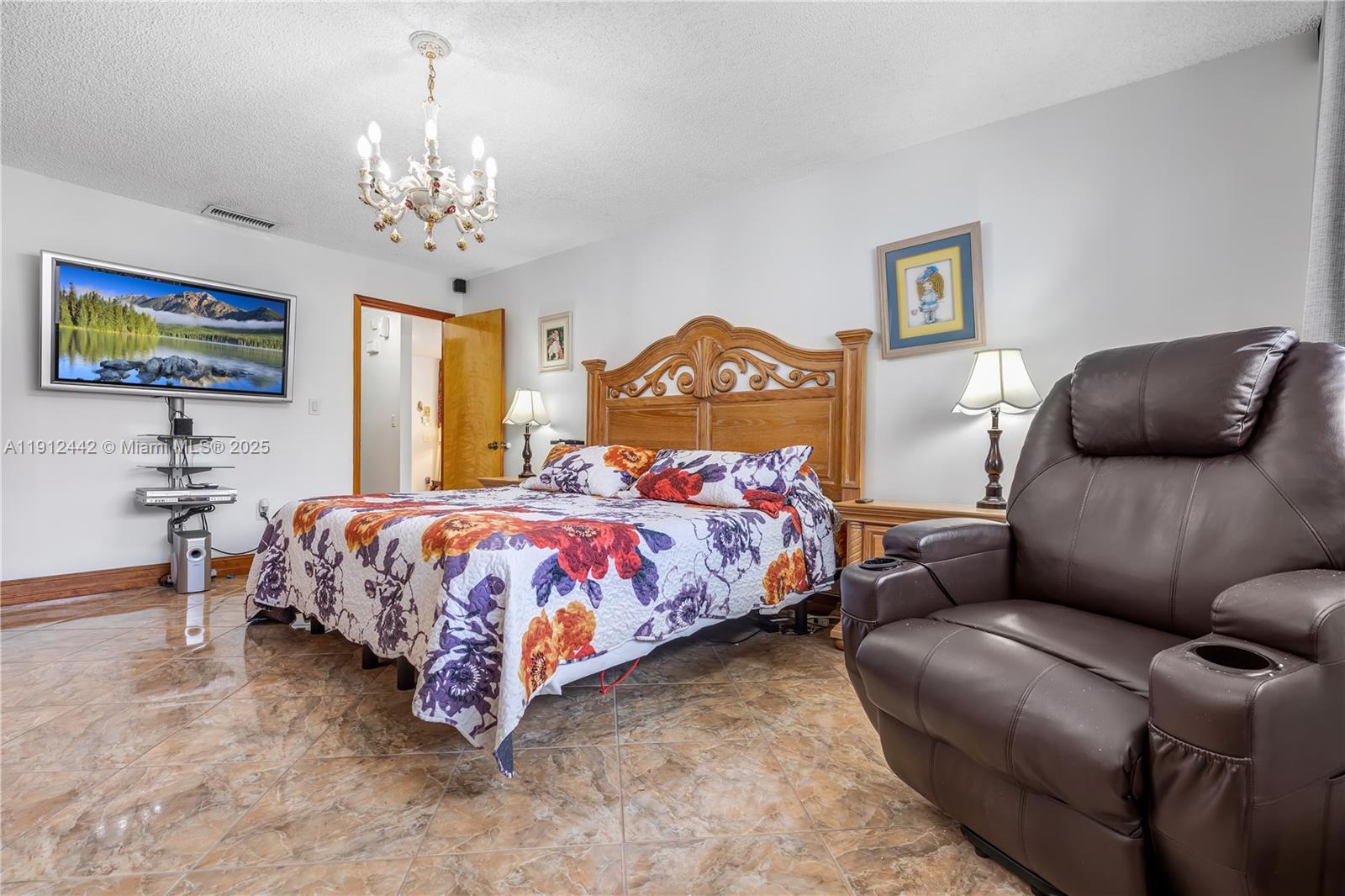 3RD ADDN TO EL DORADO GAR - Residential