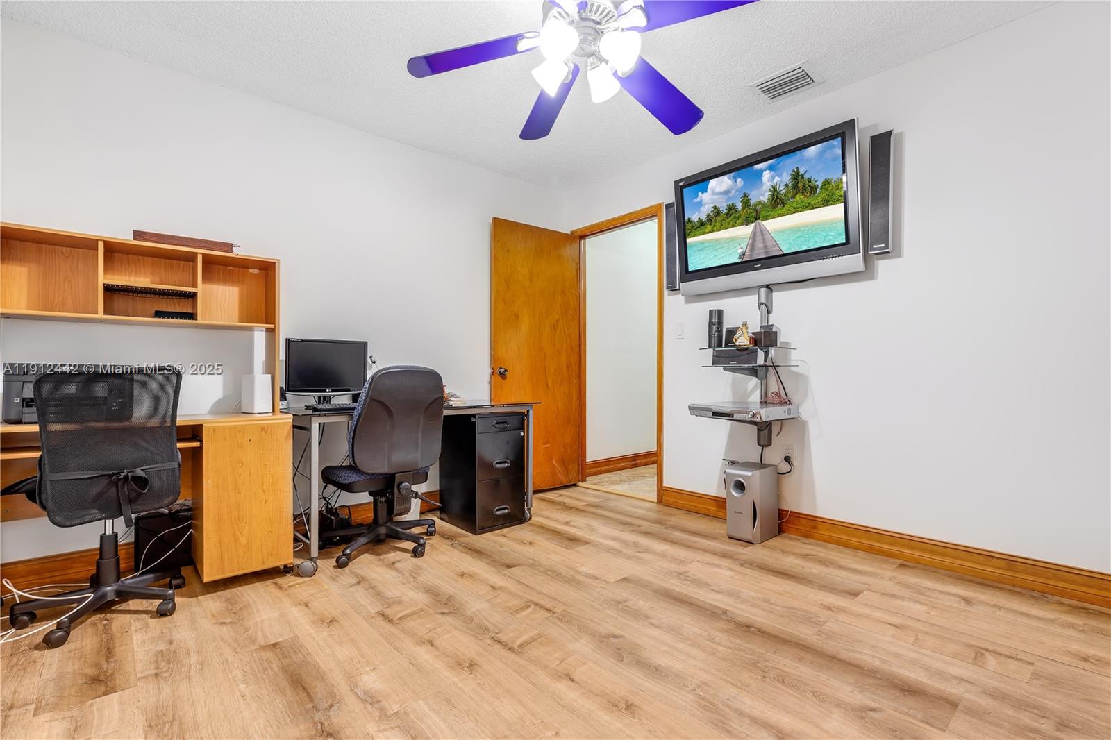 3RD ADDN TO EL DORADO GAR - Residential