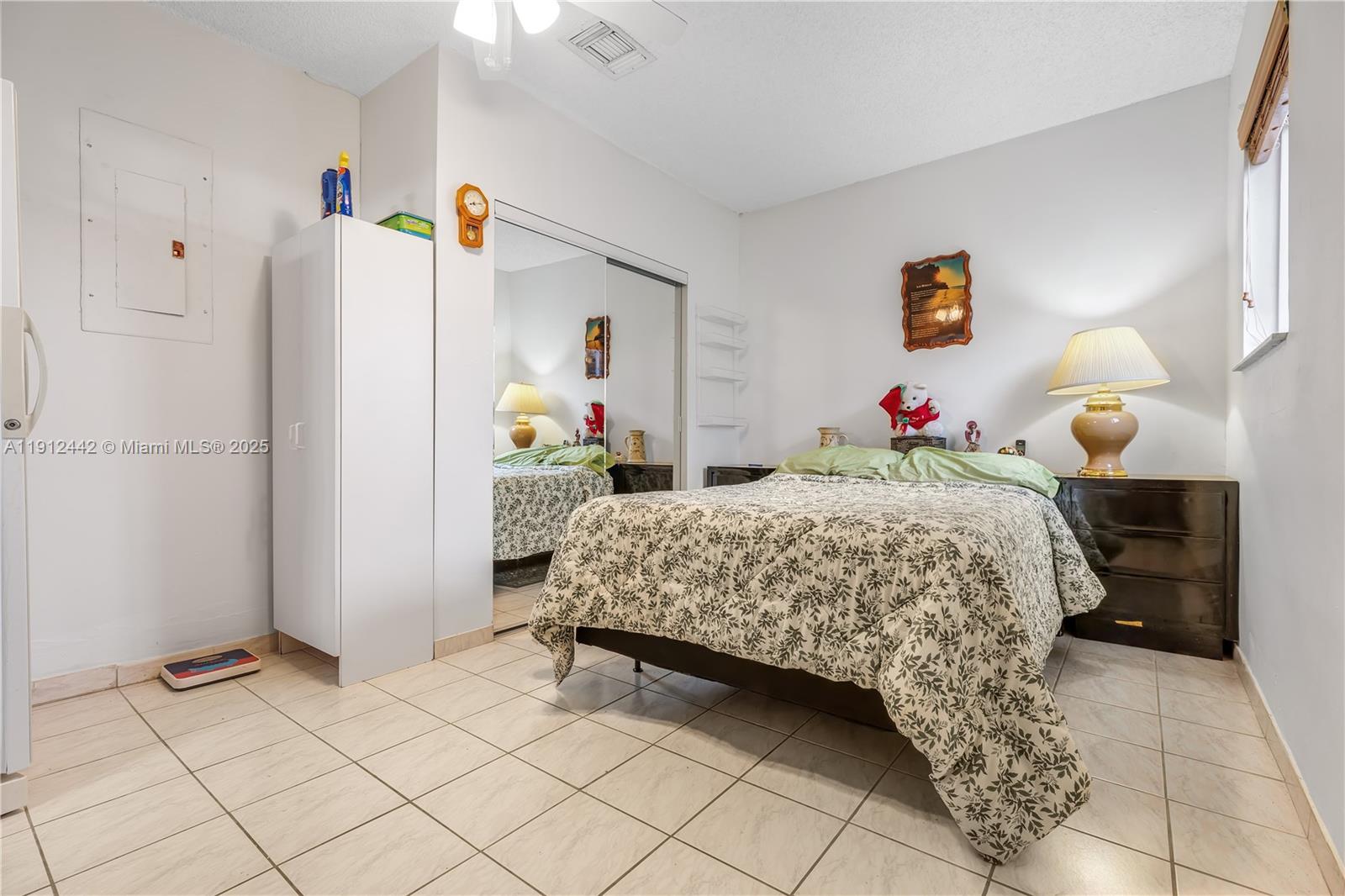 3RD ADDN TO EL DORADO GAR - Residential