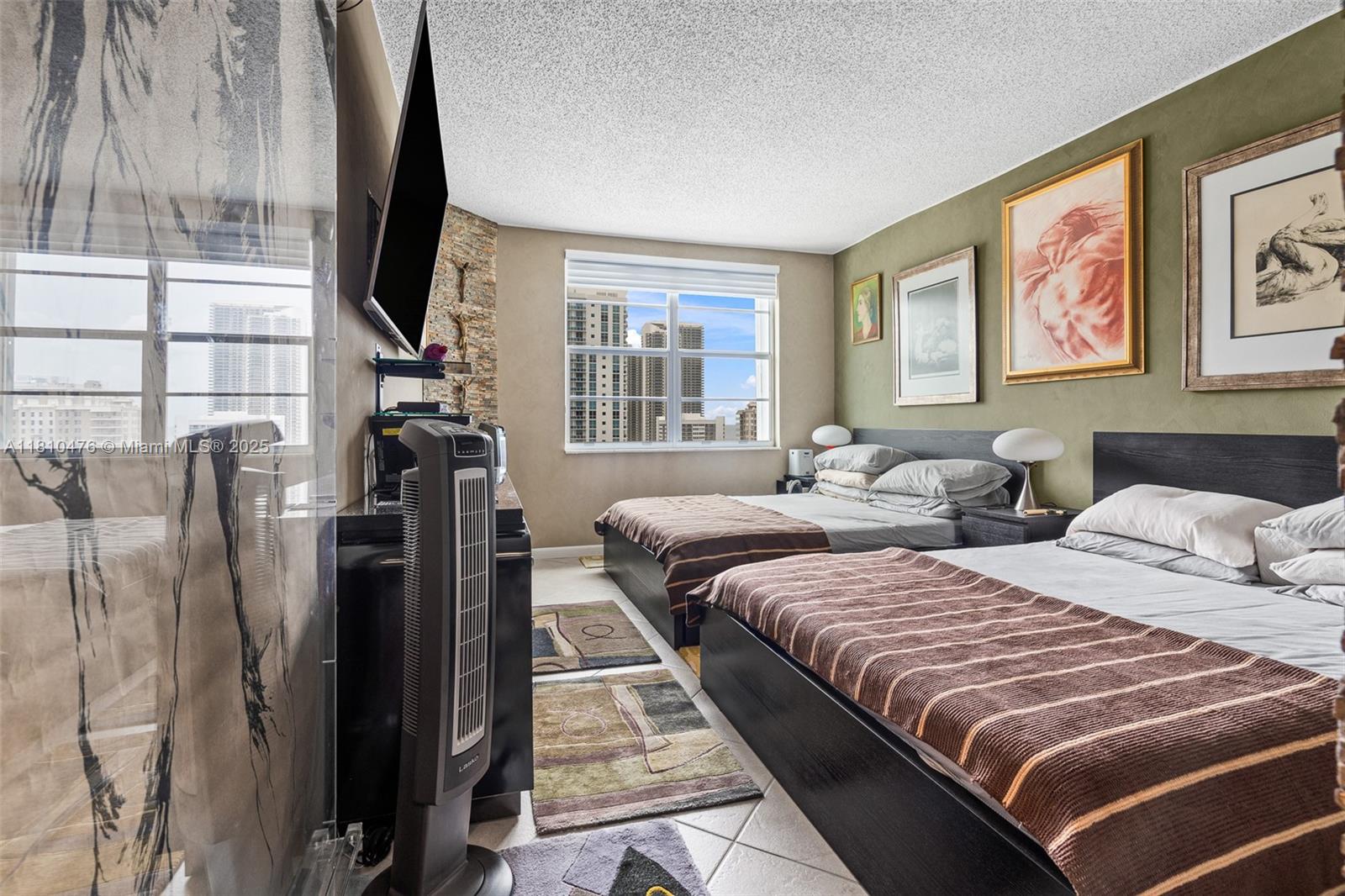 HEMISPHERES CONDO - Residential