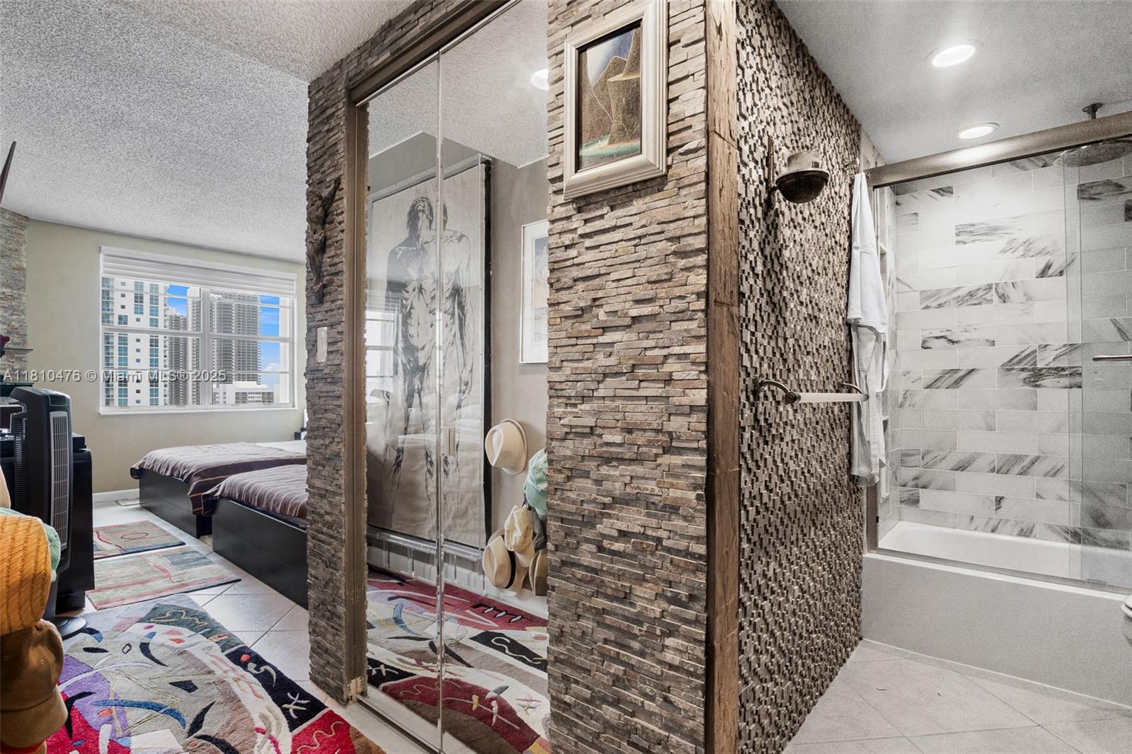 HEMISPHERES CONDO - Residential