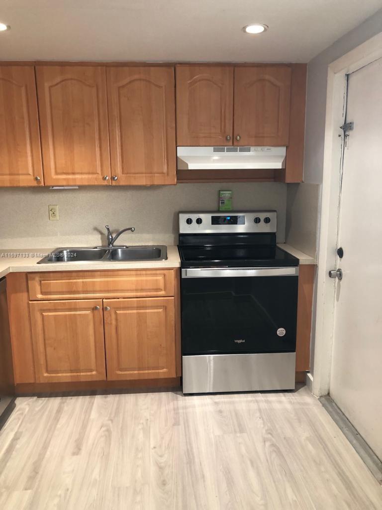 EL CONQUISTADOR NORTH CON - Residential