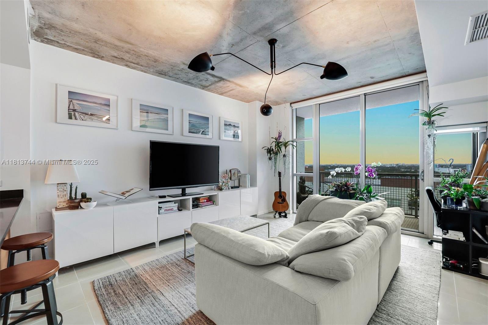 Rental Property at 3301 Ne 1st Ave H1405, Miami, Broward County, Florida - Bedrooms: 1 
Bathrooms: 2  - $3,350 MO.