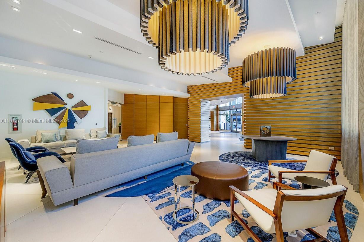 FOUR MIDTOWN MIAMI CONDO - Residential Lease