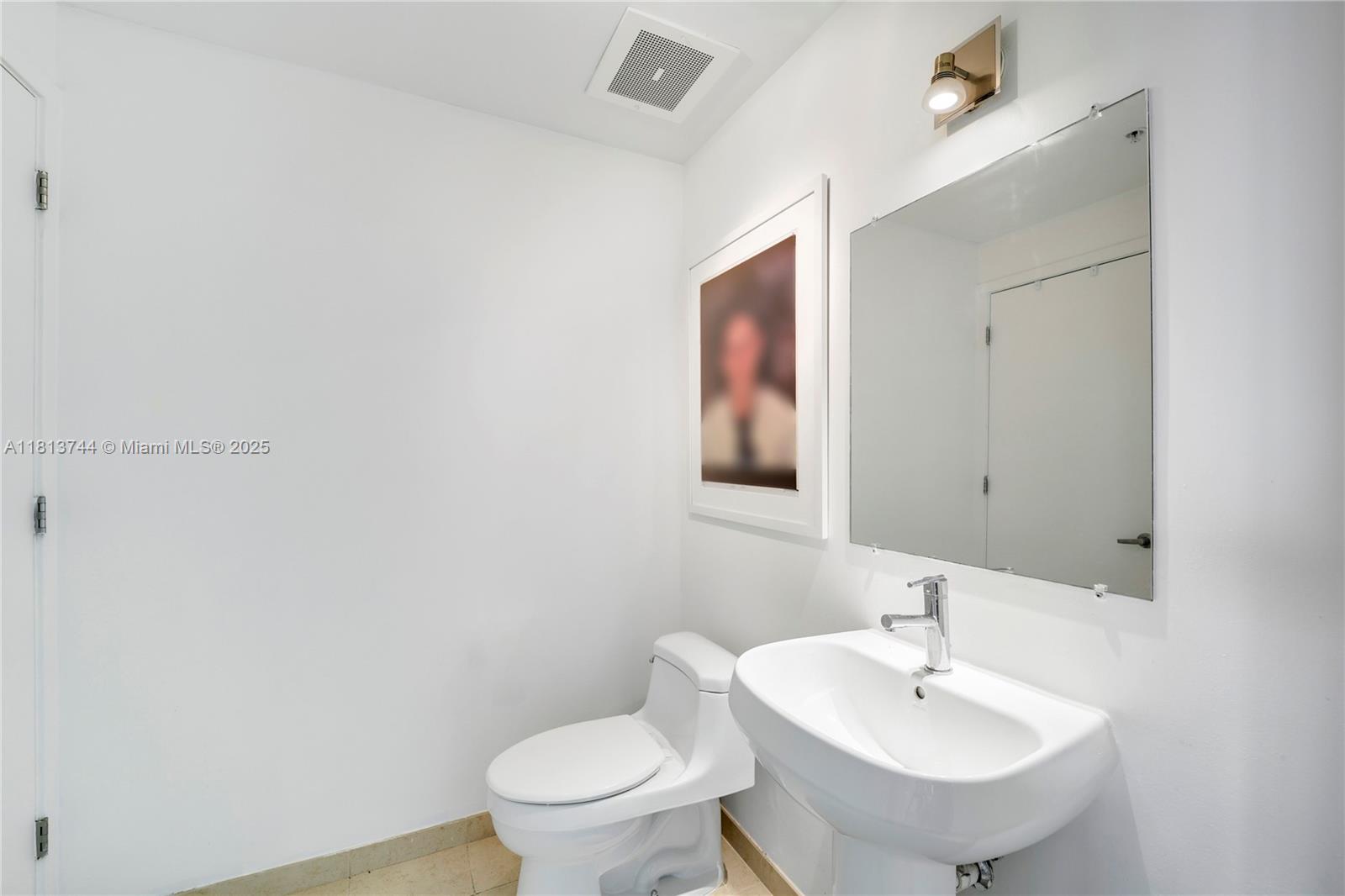 FOUR MIDTOWN MIAMI CONDO - Residential Lease