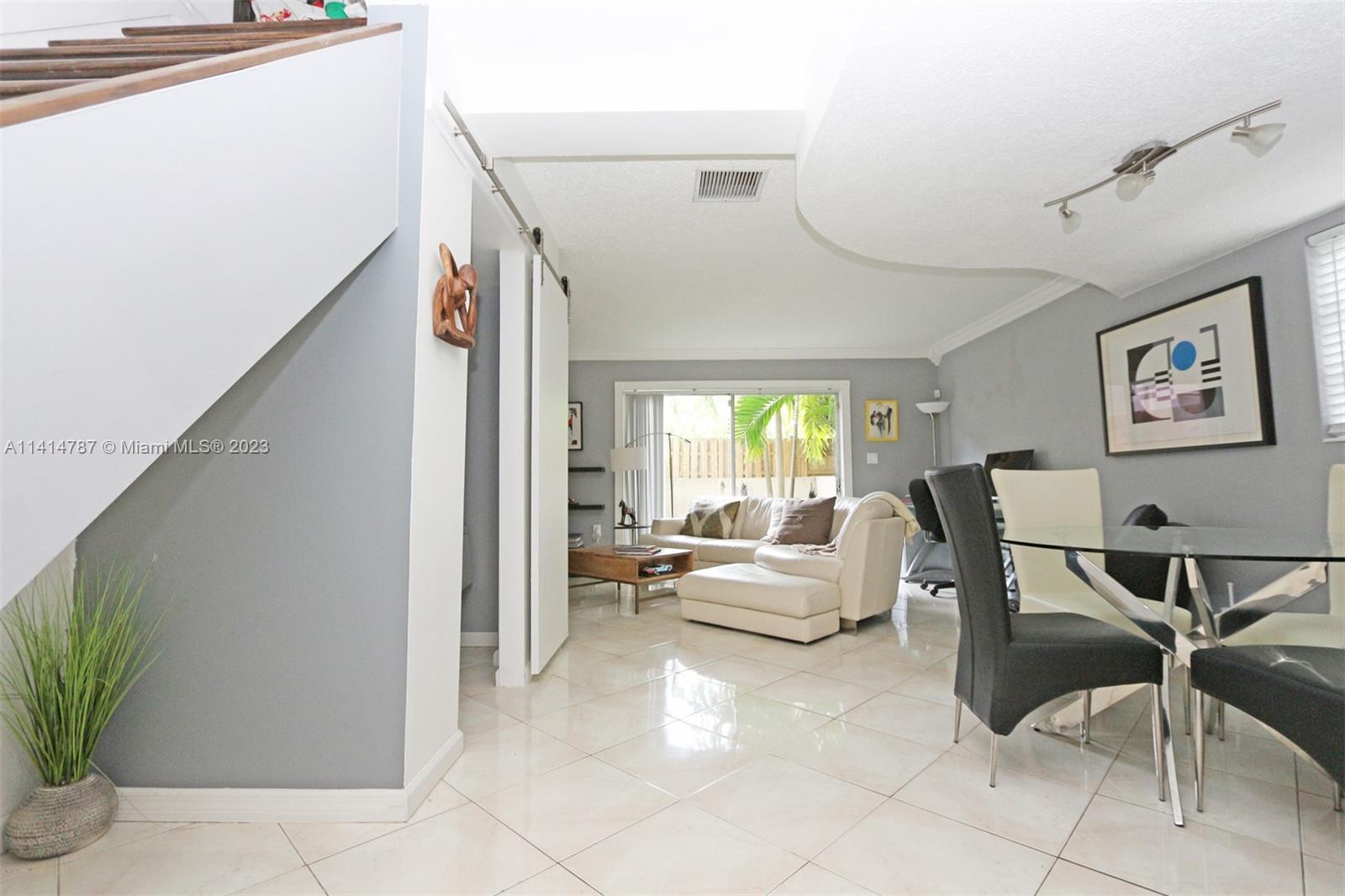 TRACY CONDO - Residential
