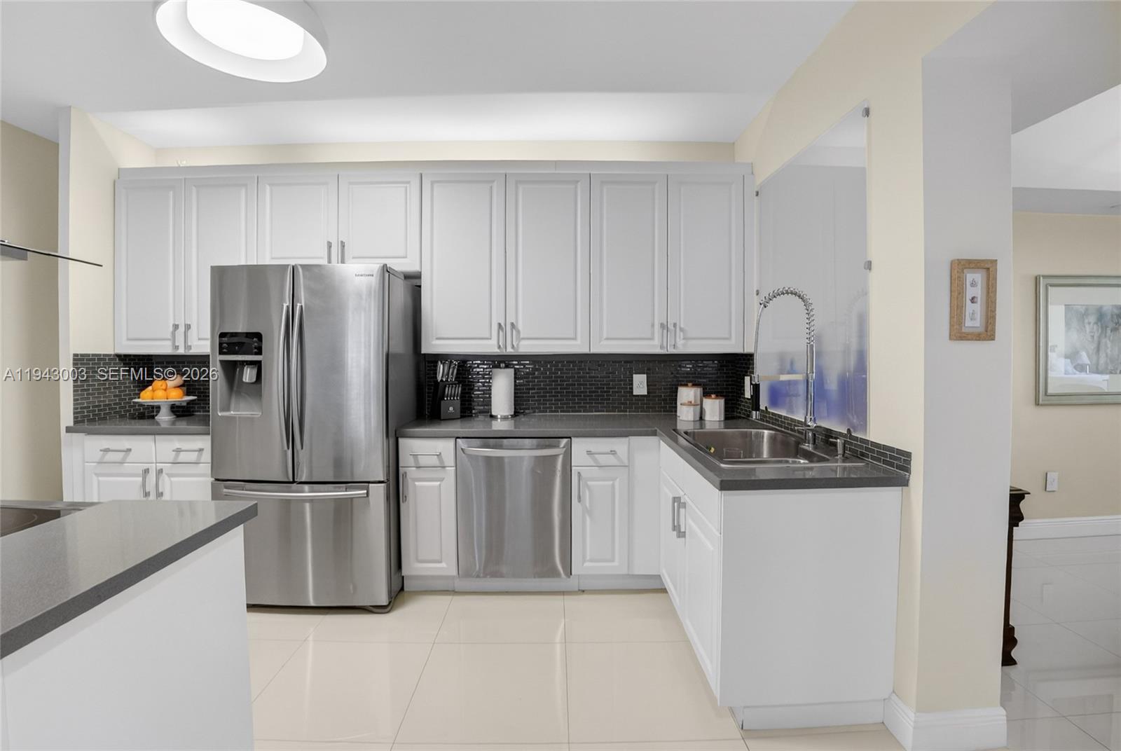 CAPTIVA CONDO E - Residential