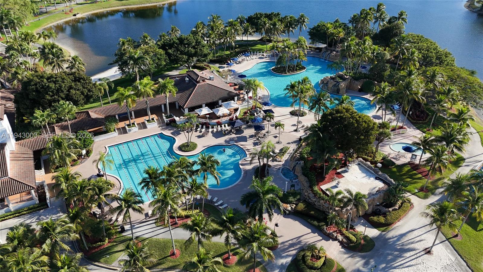 CAPTIVA CONDO E - Residential