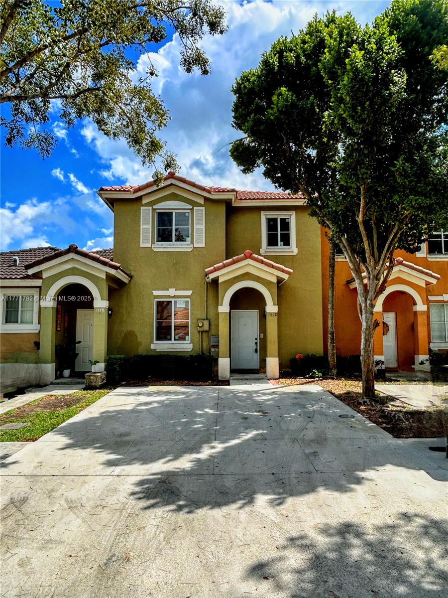 Rental Property at 1552 Sw 2nd St, Homestead, Miami-Dade County, Florida - Bedrooms: 4 
Bathrooms: 3  - $2,400 MO.
