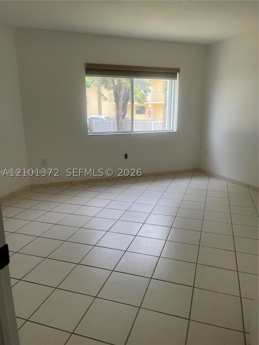 4681 NW 9th St 107
