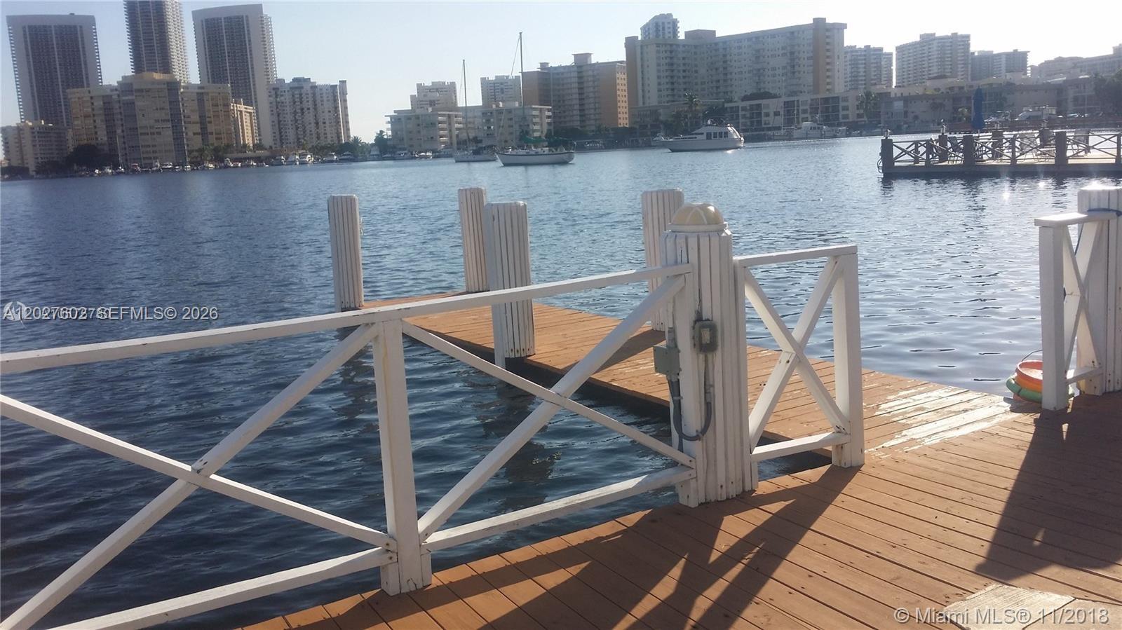 450 Golden Isles Dr 1H