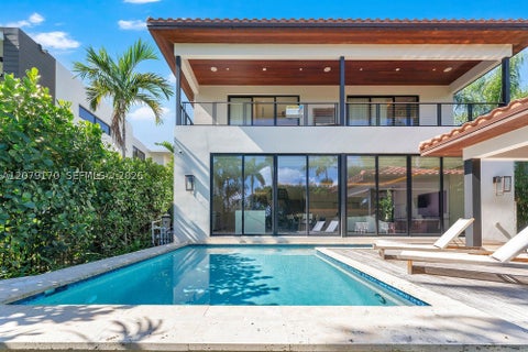 Photo of 5831 Alton Rd, Miami Beach, FL 33140 (MLS # A12079170)