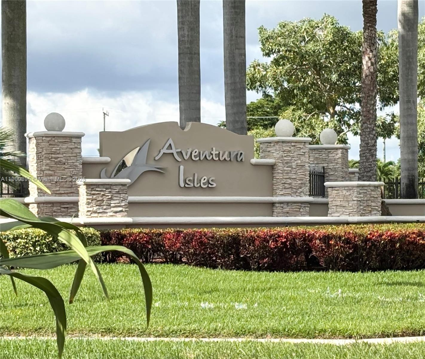 CHAMPION LAKES - Residential Lease