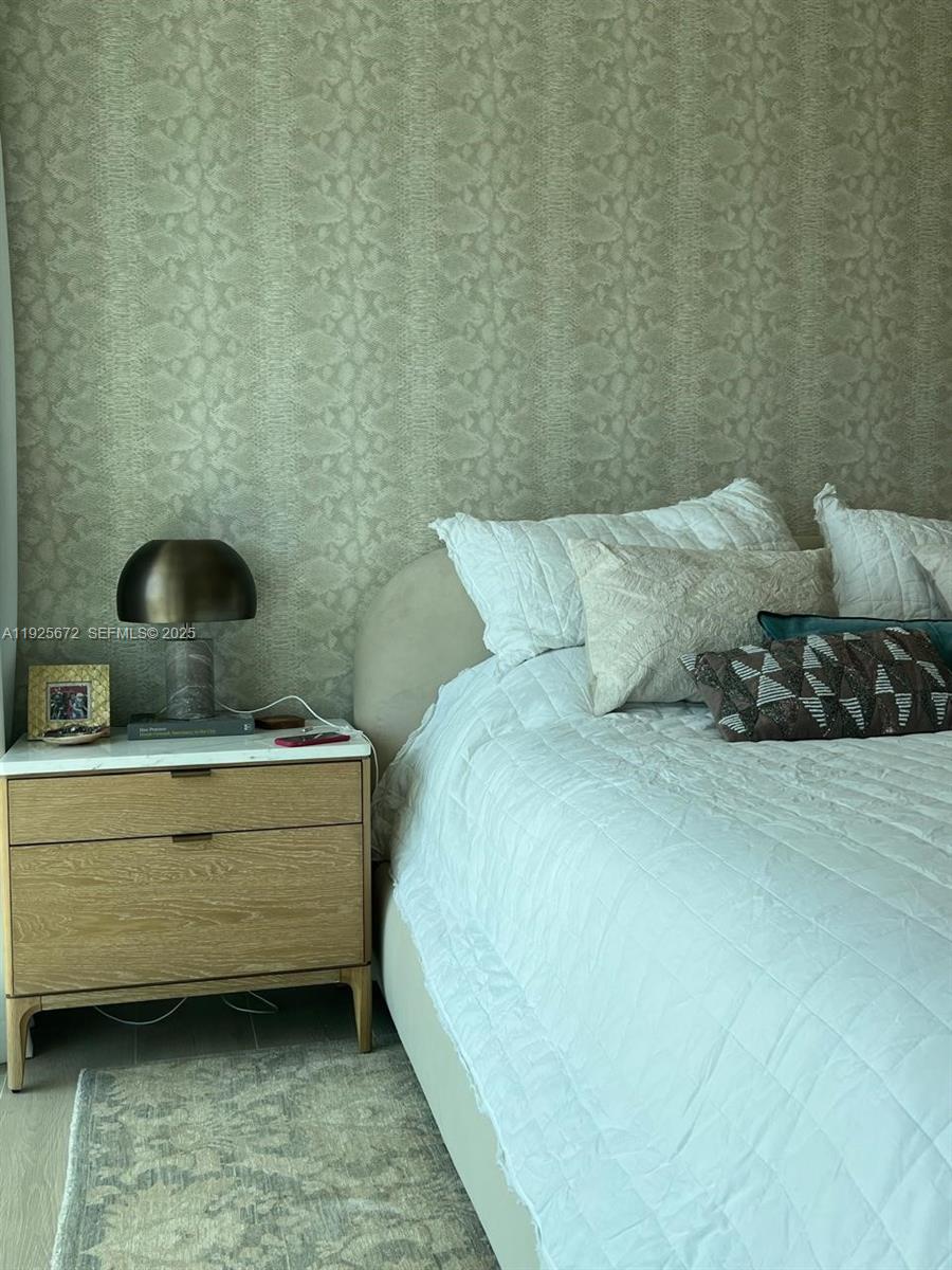 BRICKELL ON THE RIVER - Residential Lease