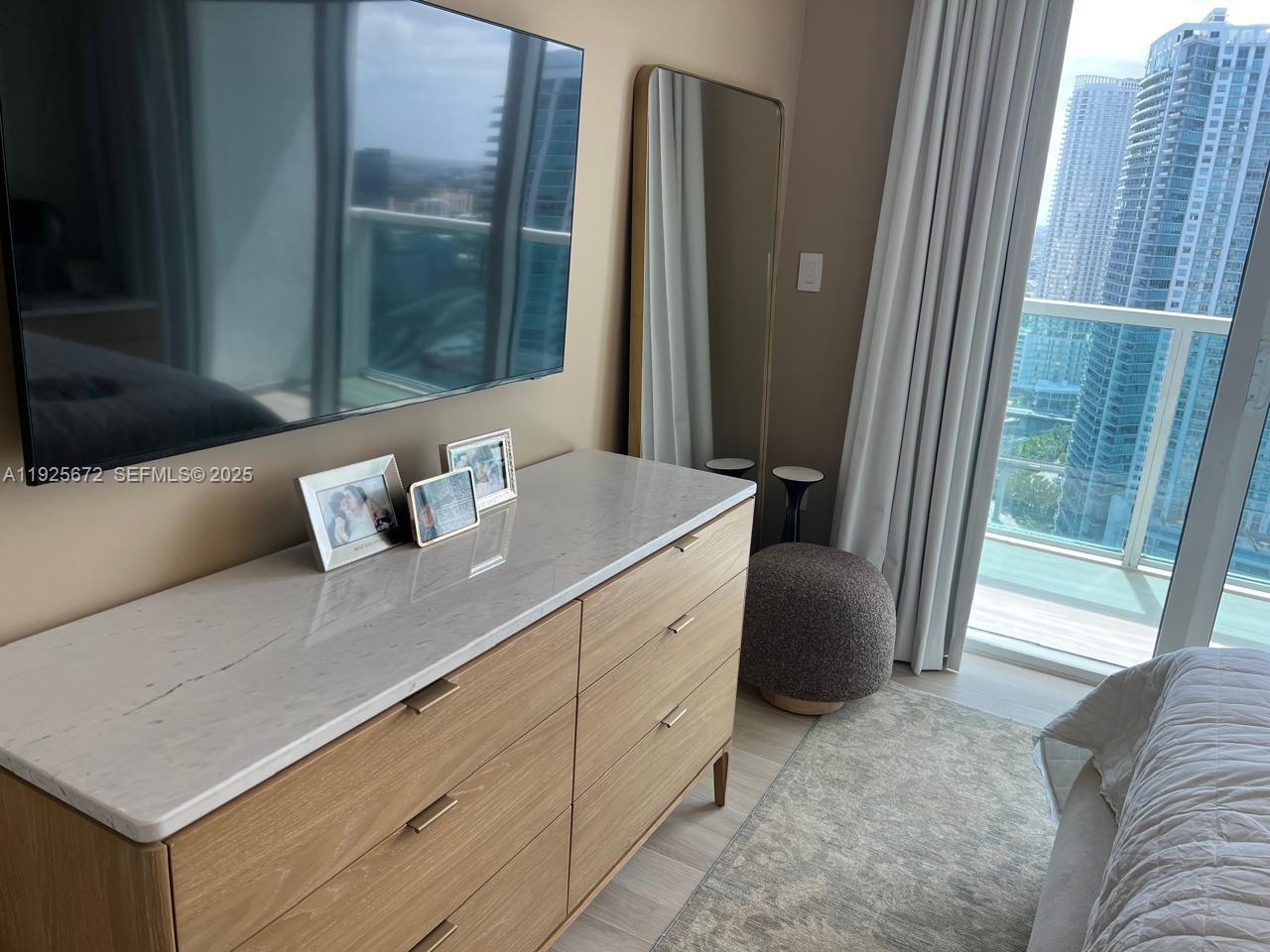 BRICKELL ON THE RIVER - Residential Lease