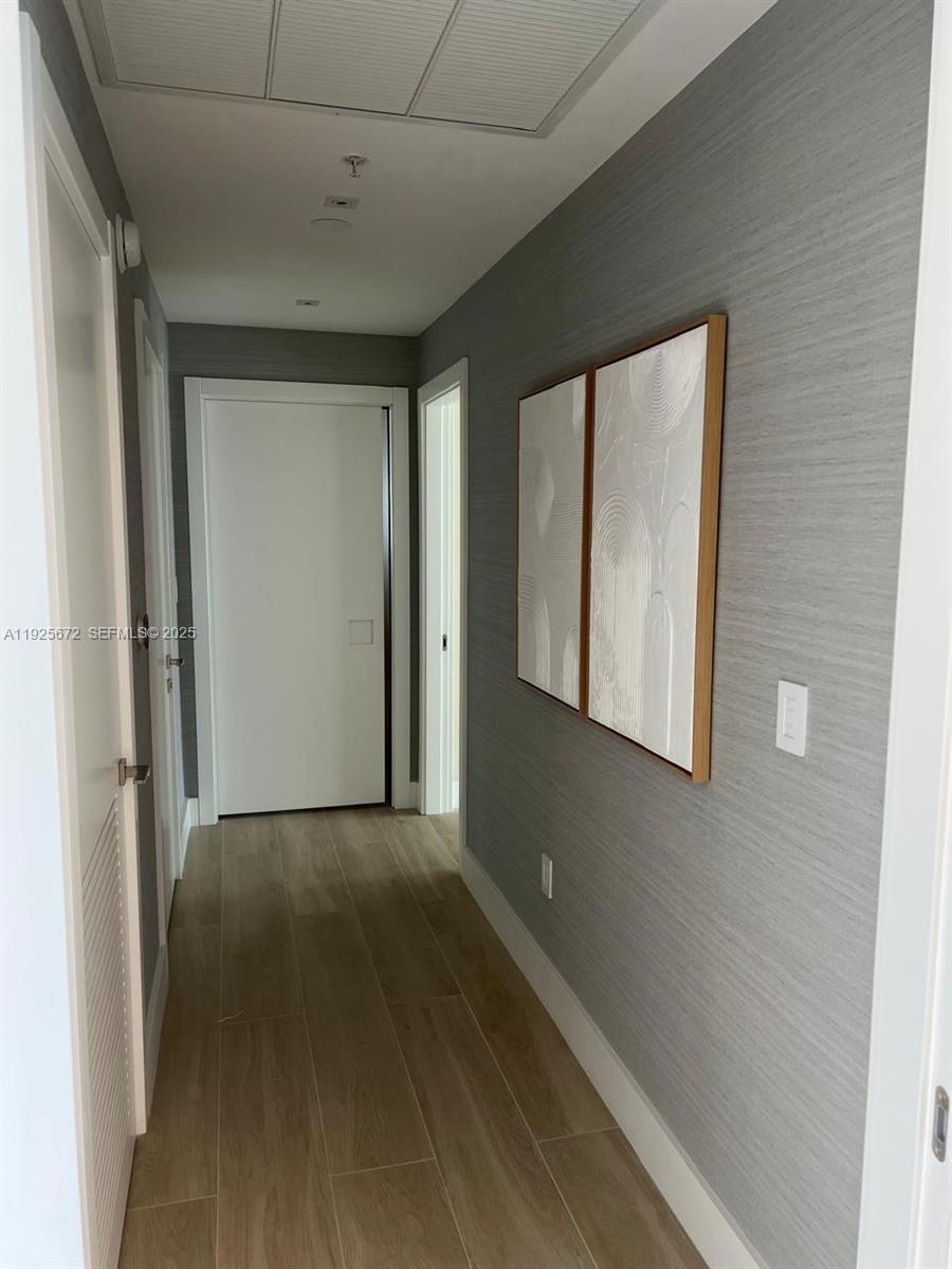 BRICKELL ON THE RIVER - Residential Lease