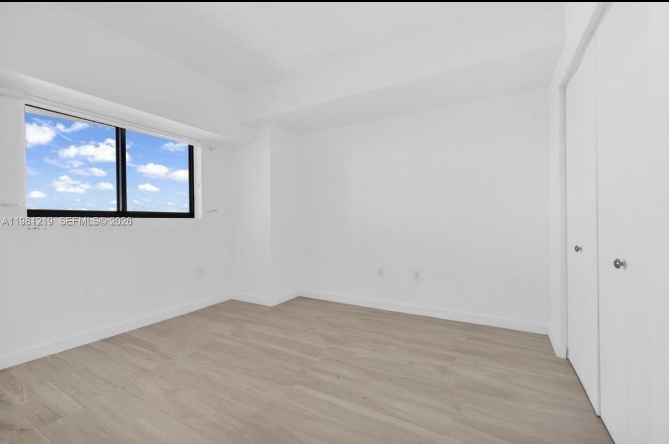 ICON BAY CONDO - Residential Lease