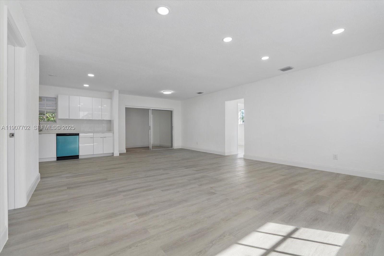 SEABOARD PARK - Residential