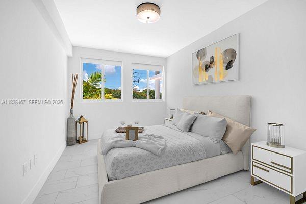 HOLLYWOOD - Residential