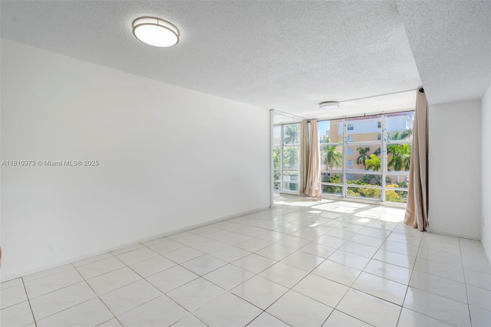 210 172nd St 438