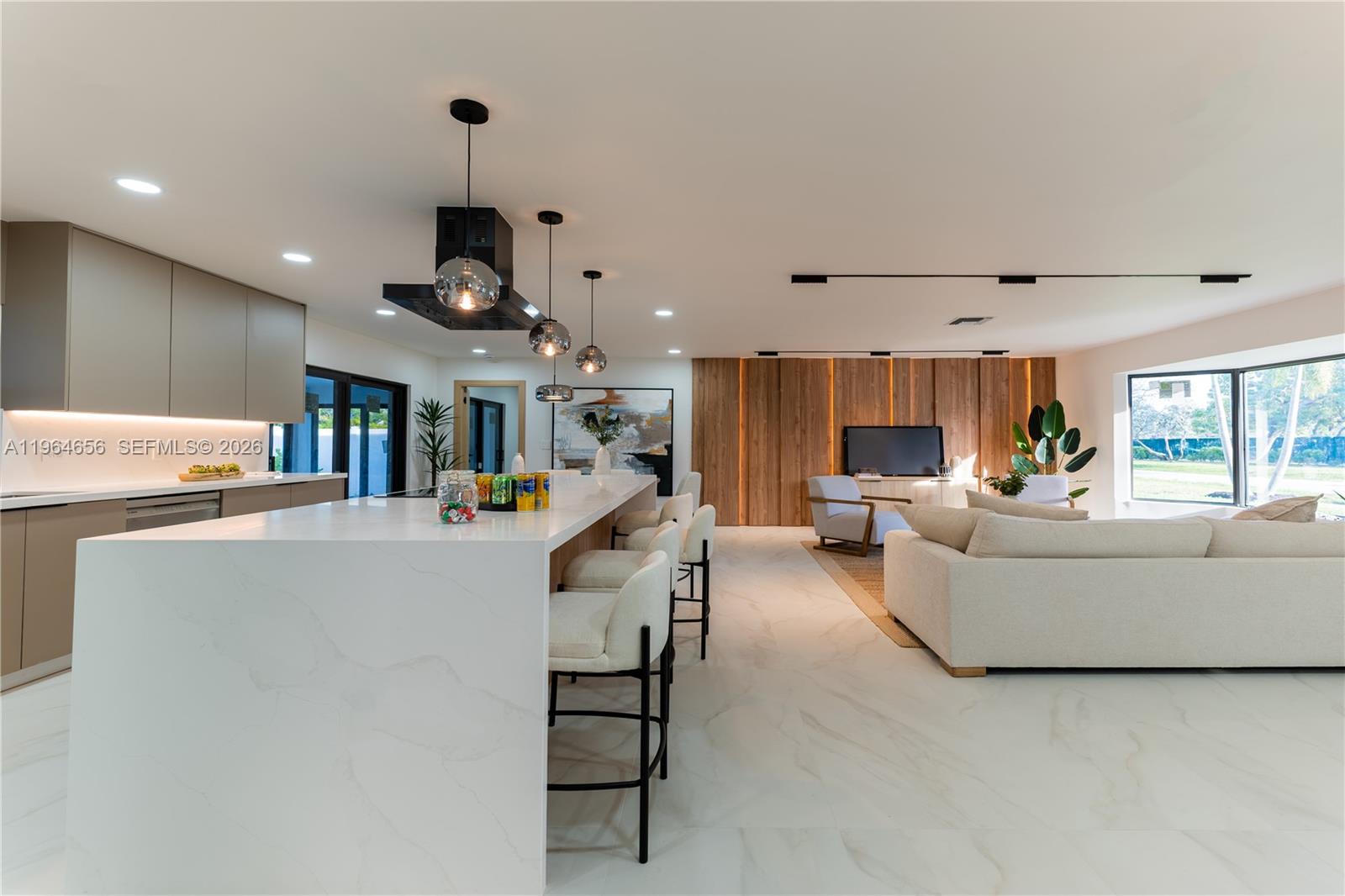 CORAL RIDGE COUNTRY CLUB - Residential