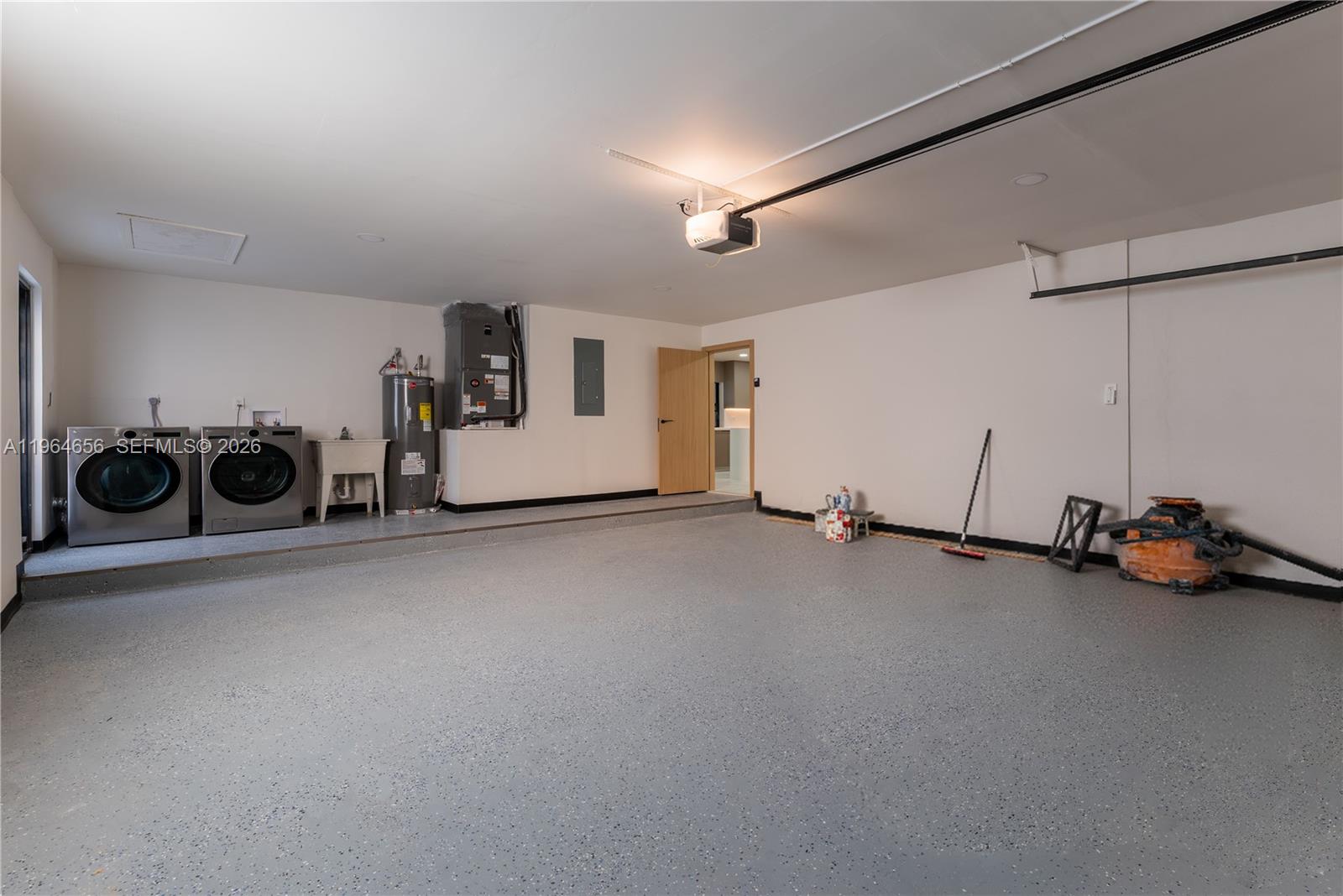 CORAL RIDGE COUNTRY CLUB - Residential